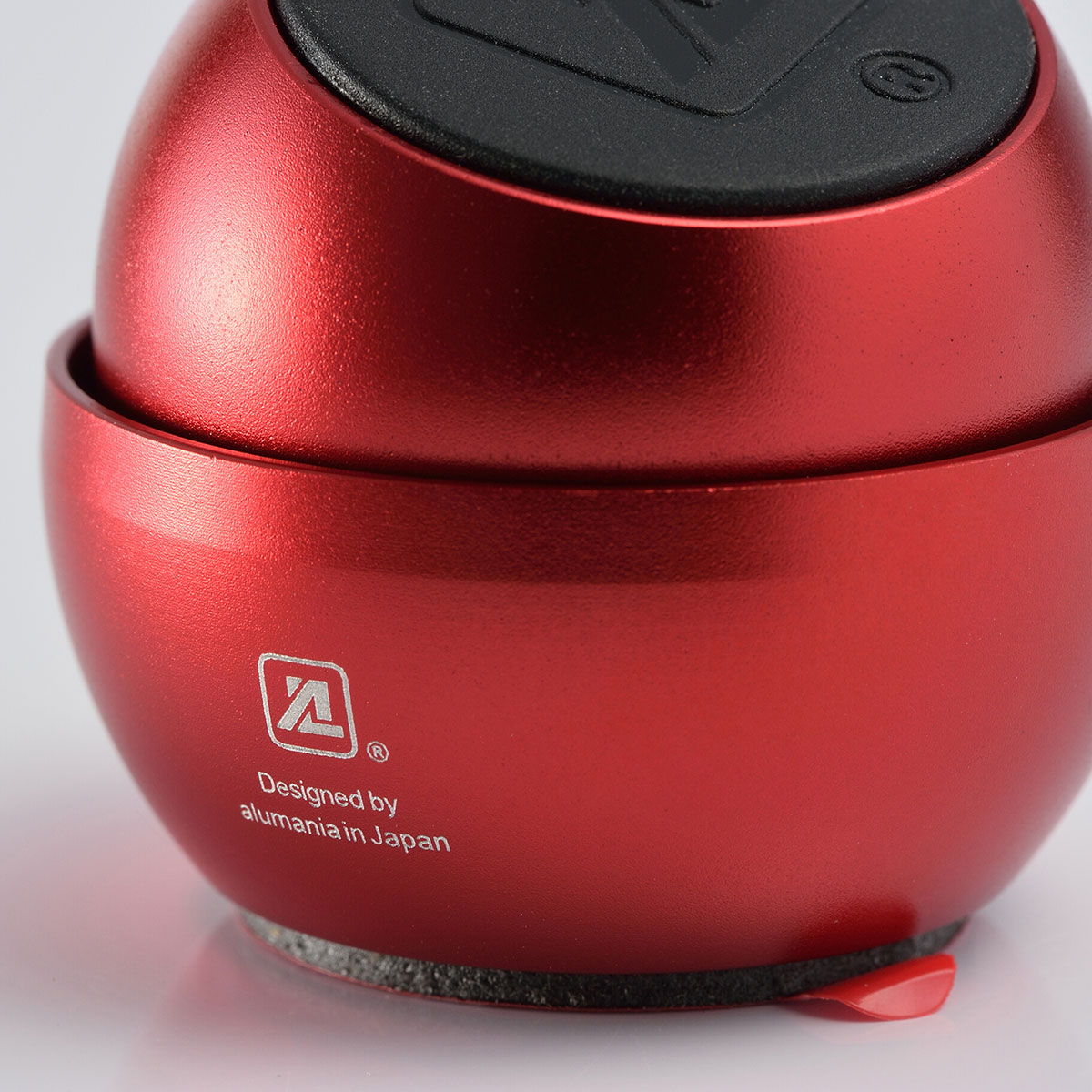 アルミボディー